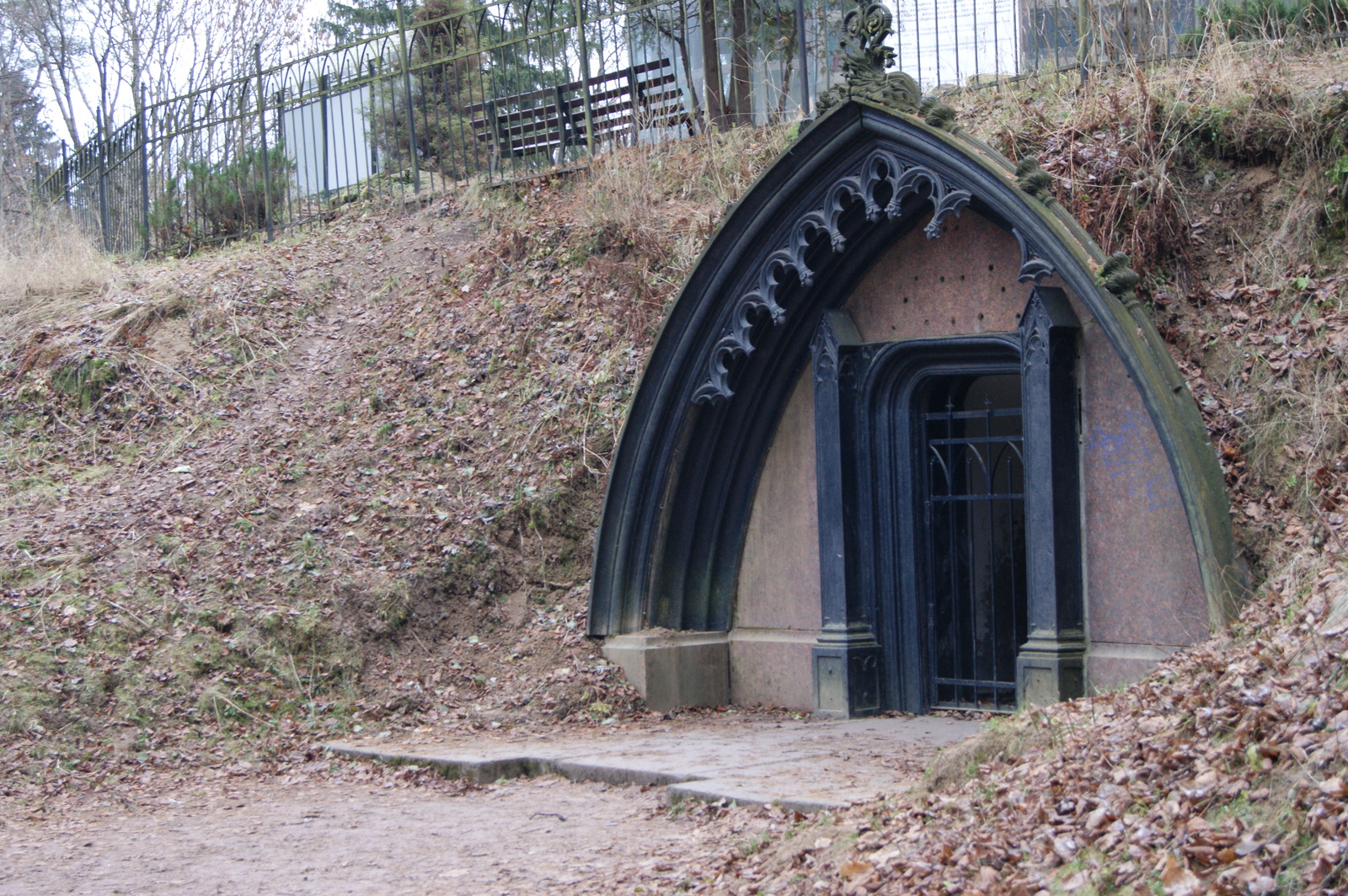 A piece of November - My, The photo, Ruin, Saint Petersburg, Shuvalovsky Park, Longpost