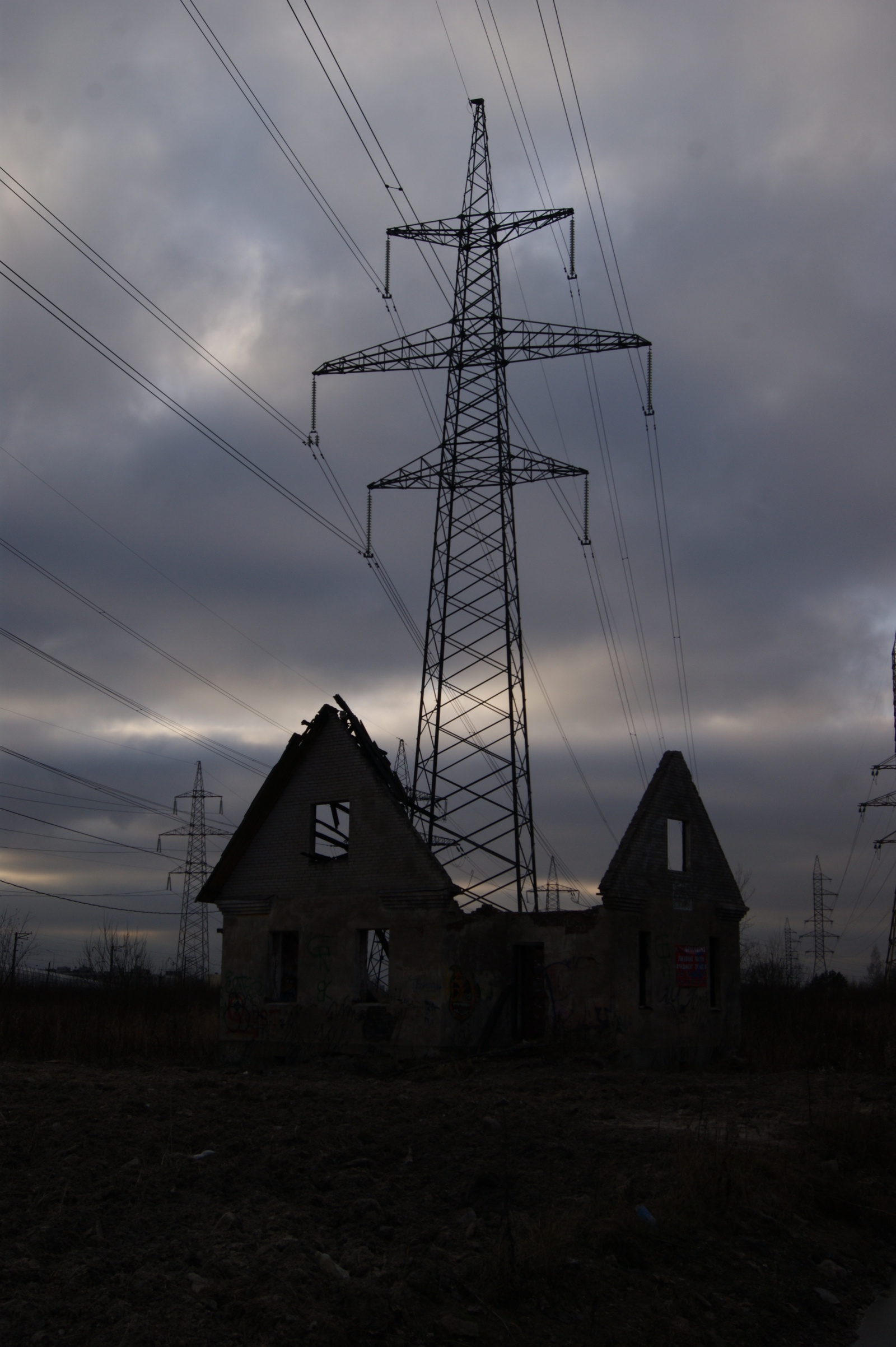 A piece of November - My, The photo, Ruin, Saint Petersburg, Shuvalovsky Park, Longpost