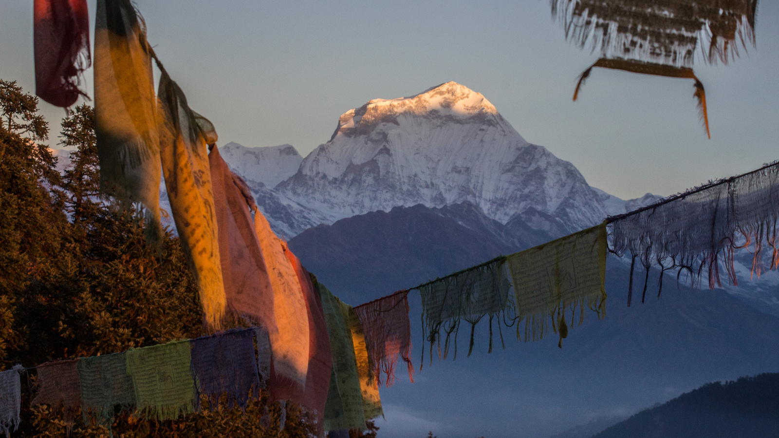 Dawn in the Himalayas - My, dawn, The photo, Nepal, Annapurna, Himalayas, Longpost