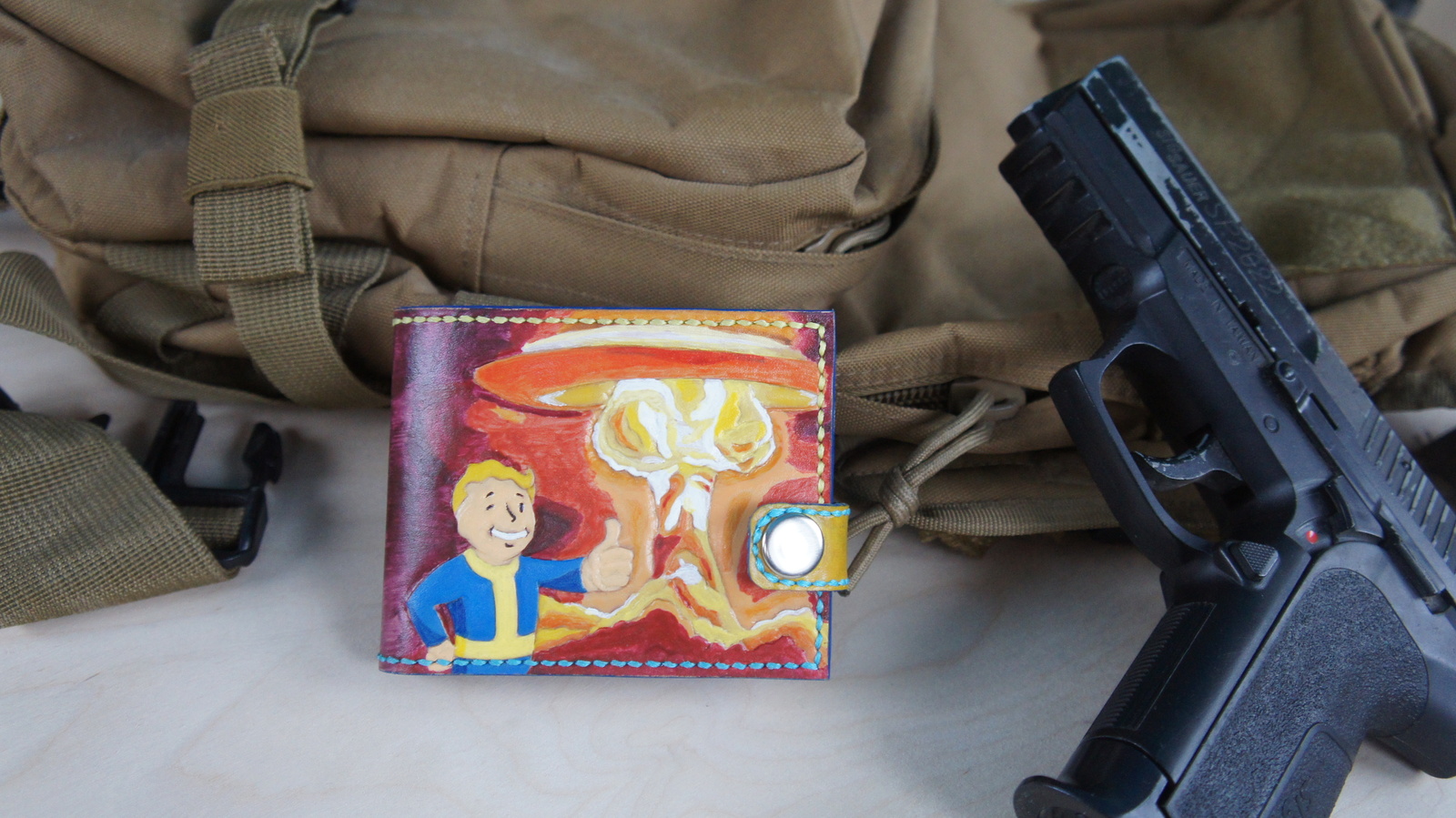 Skin work. Save up the lids, gentlemen. - My, My, Handmade, Leather, Wallet, Fallout, Vault boy, Just a very long post, Ilyamuromskiy, Longpost