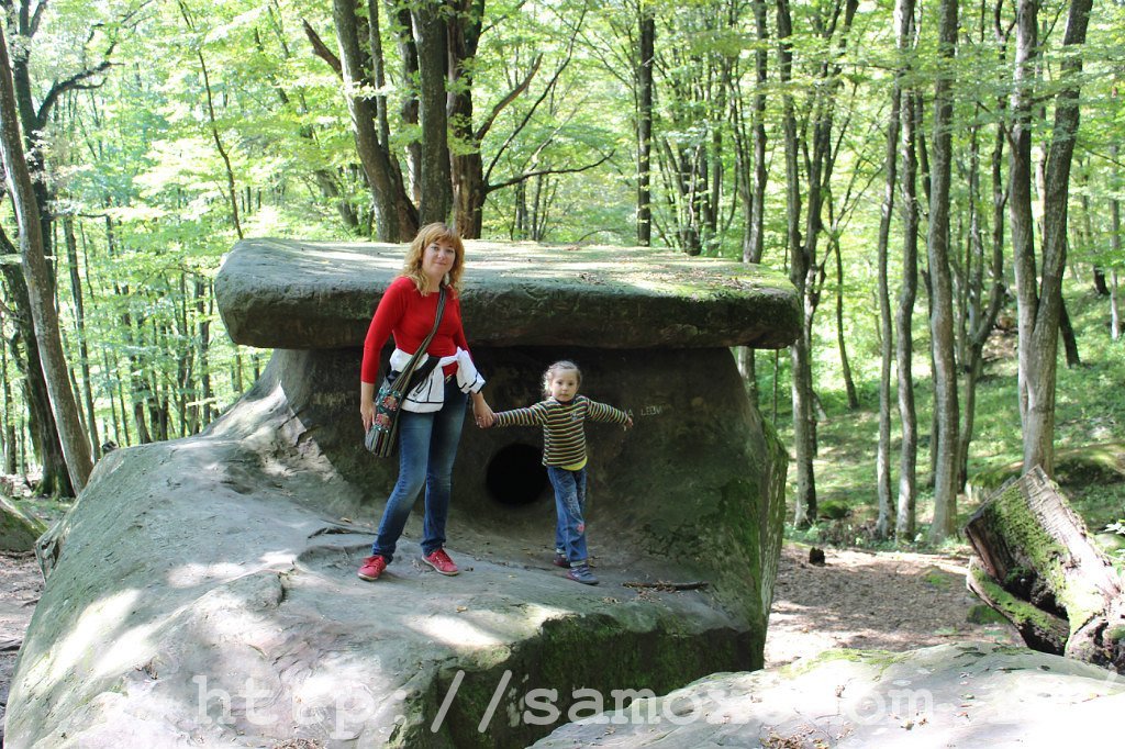 Dolmens of Tuapse. Prigorodny village, Mount Bogatyrka. - My, Tuapse, , Dolmens, Travels, Longpost