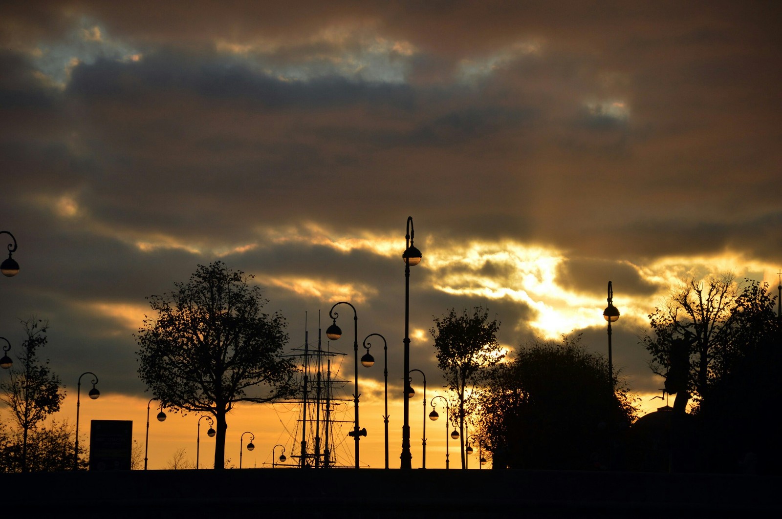 October in the city on the Neva - My, , Saint Petersburg, River tram, Evening, Nikon d3200, Photographer, Longpost