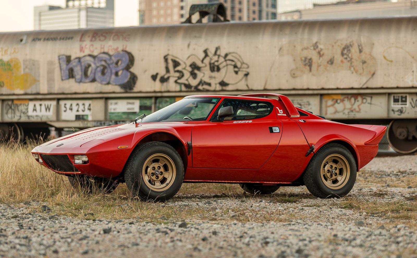 The legendary Lancia Stratos with low mileage sold for half a million dollars - Lancia Stratos, Lancia, Longpost