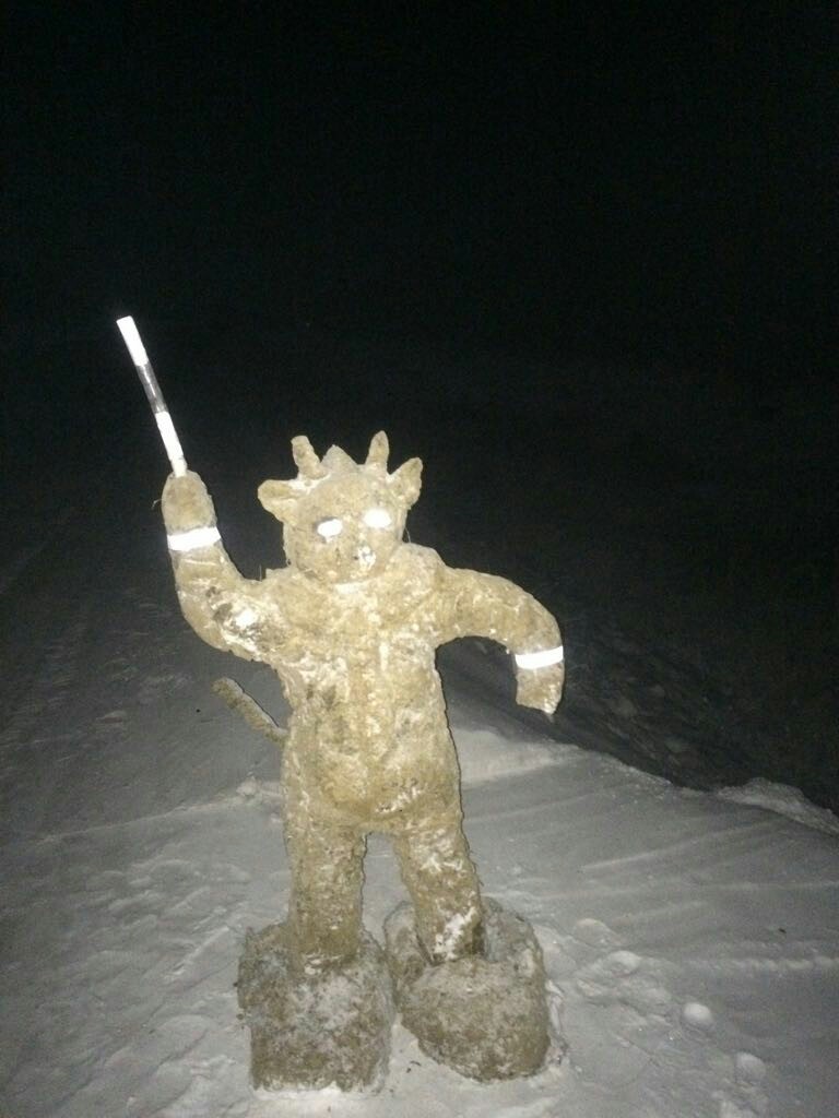 You can’t just take it and leave Churapchi - Yakutia, Crap, Sculpture, Longpost, Joke, , 