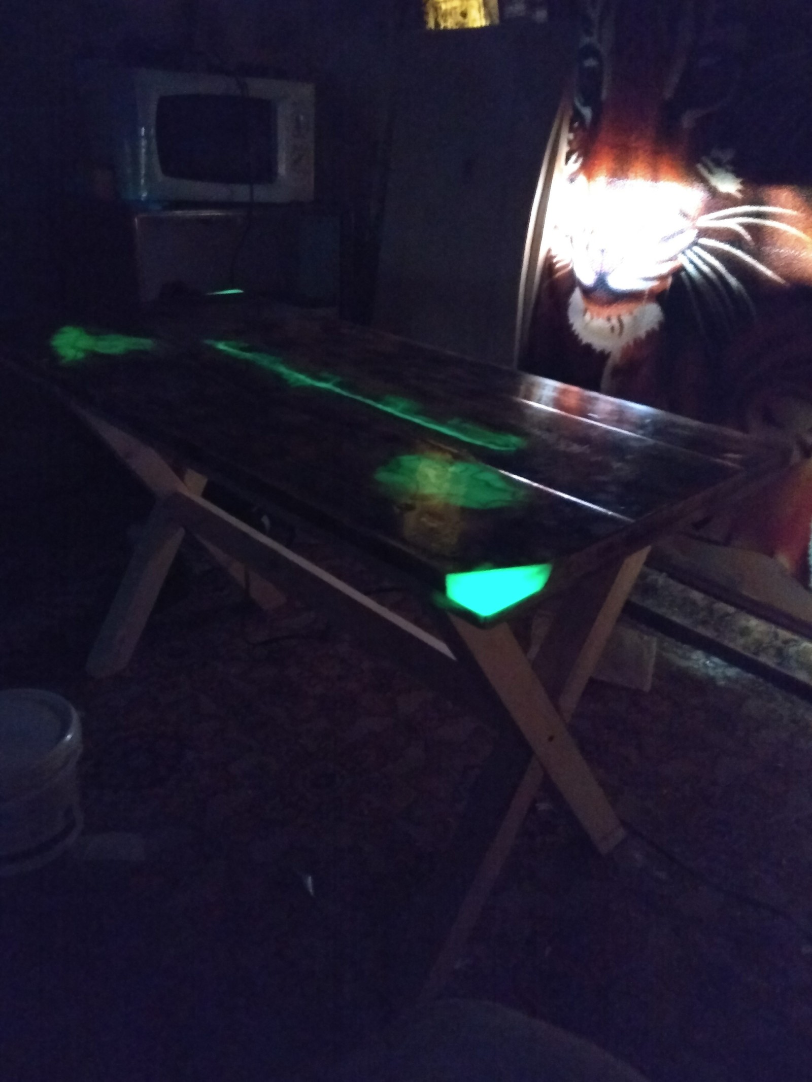 Coffee table with epoxy resin and phosphor - My, Coffee table, With your own hands, Interior, Longpost