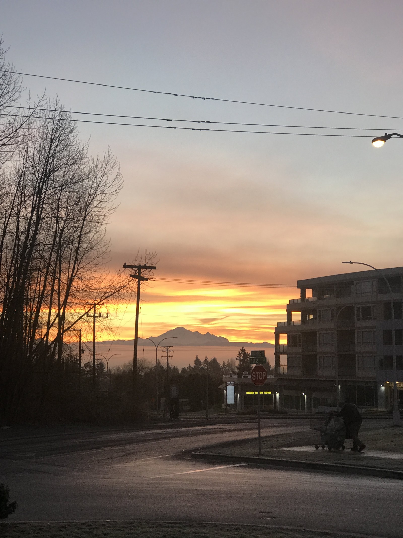 Sunrise on the way to work - My, dawn, Vancouver, A selection, Canada, The mountains, The photo, Longpost
