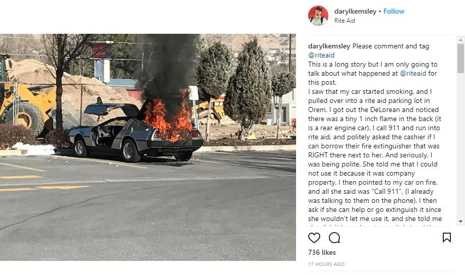 DeLorean burned down at a pharmacy, whose employees did not give a fire extinguisher - Delorean, Auto, Fire, Road accident, USA, Longpost, Drive2