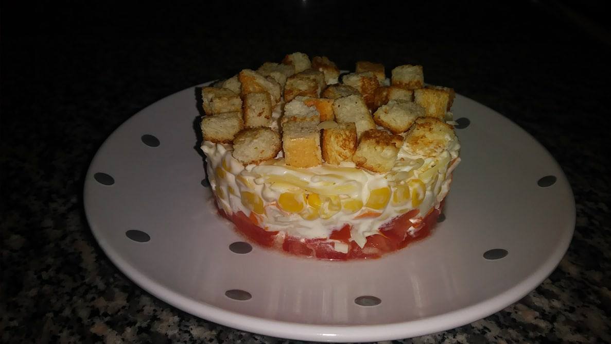 Salad Corrida with crab sticks and croutons - My, Salad, Crab sticks, Corn, Longpost