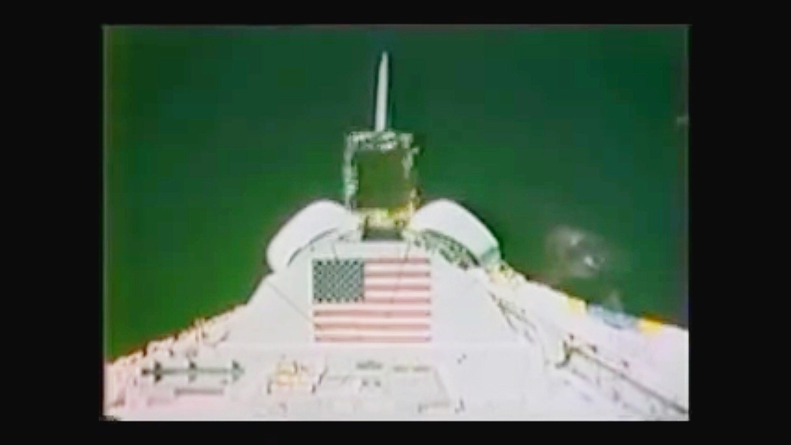 Official NASA video from 1983 STS-8 Challenger, - My, NASA, Aliens, Теория заговора, Video, Longpost