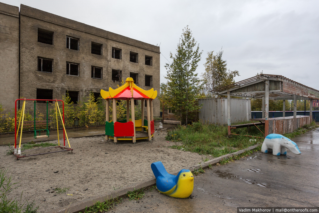 Полузаброшенный поселок гидростроителей Синегорье. Магаданская область. - Синегорье, Почти, Заброшенное, Колыма, Длиннопост, Фотография