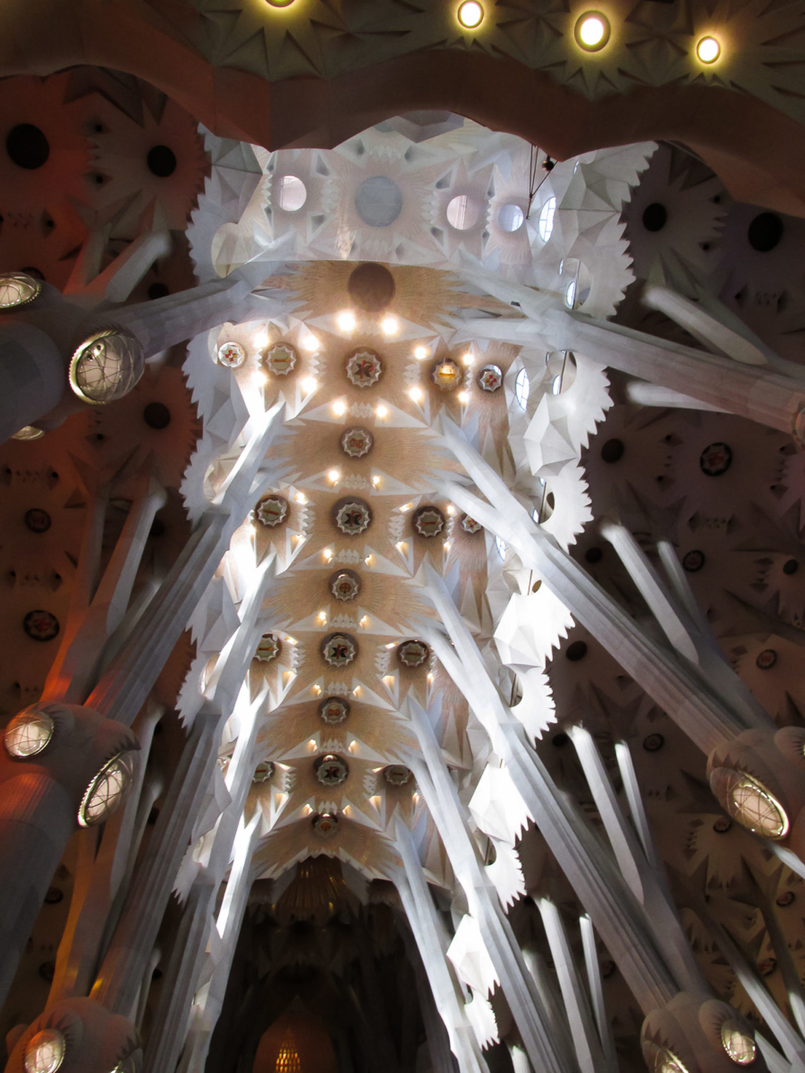 Fantastic Sagrada Familia in Barcelona - Enjoni, Barcelona, The cathedral, , Travels, Colored glass, Longpost, Barcelona city