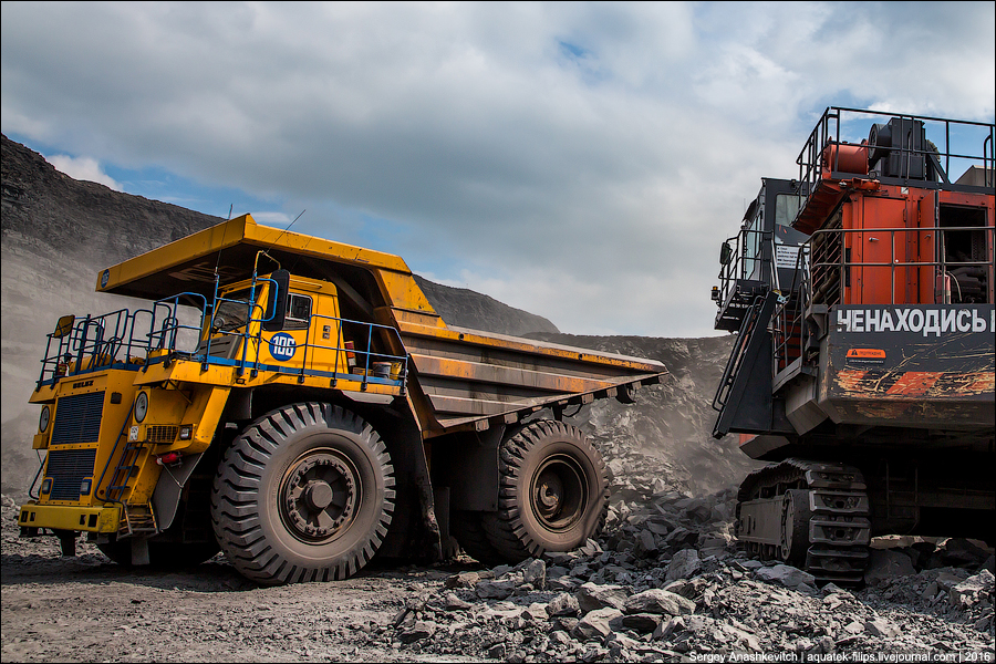 Supermachines of coal cuts. Part 1. - Coal mine, Excavator, ECG, Coal, Walking excavator, Longpost