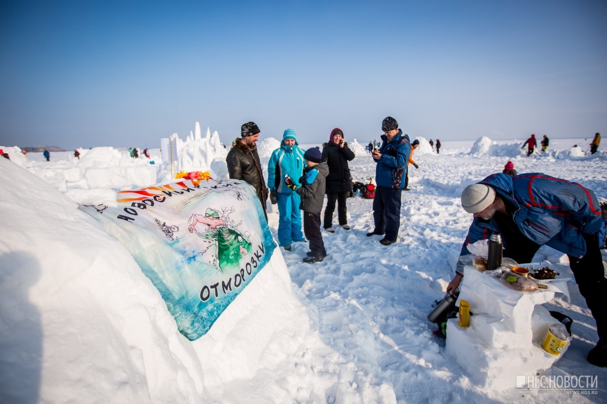 Overlooking the sea: Novosibirsk built 46 igloos on the banks of the Ob reservoir - Siberia, Novosibirsk, The festival, Reservoir, Winter, Igloo, Eskimos, Longpost