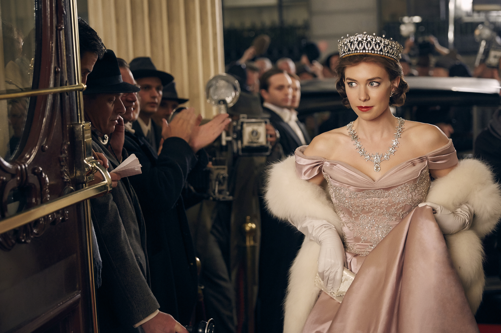 Series The Crown | Crown in pictures - The crown, Crown, Serials, Netflix, Great Britain, Queen Elizabeth II, Longpost