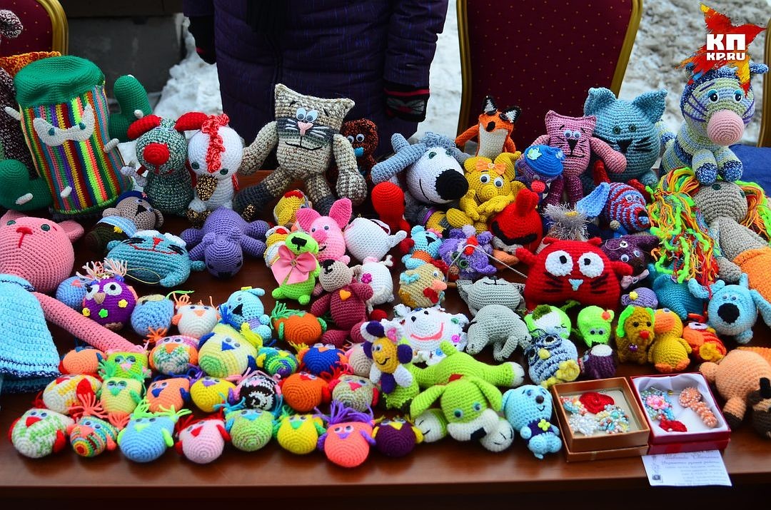 Siberian needlewomen staged a festival of knitted graffiti Everything is connected - Novosibirsk, Graffiti, , Knitting, Siberia, Longpost