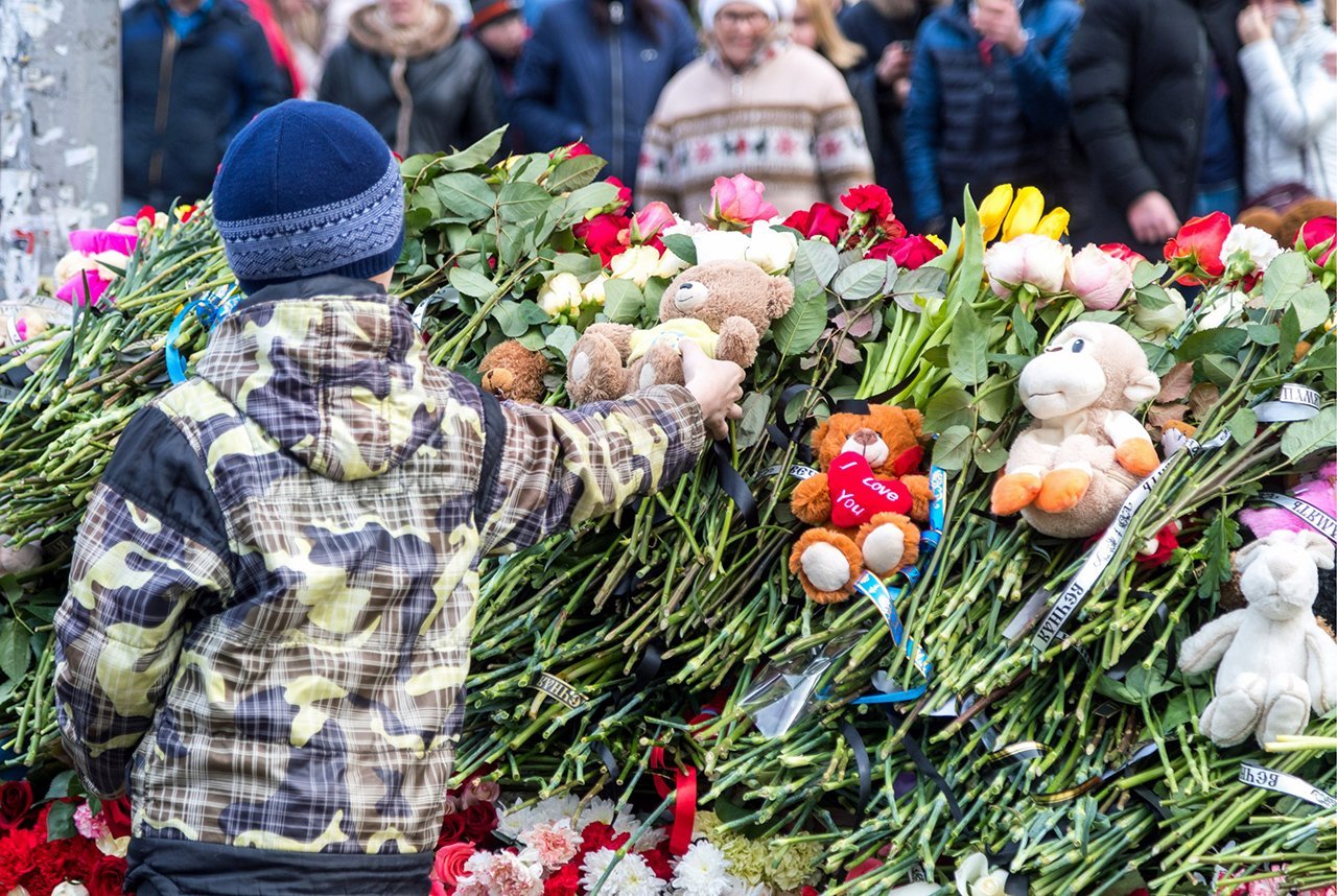 Зимняя вишня кемерово фото погибших тел