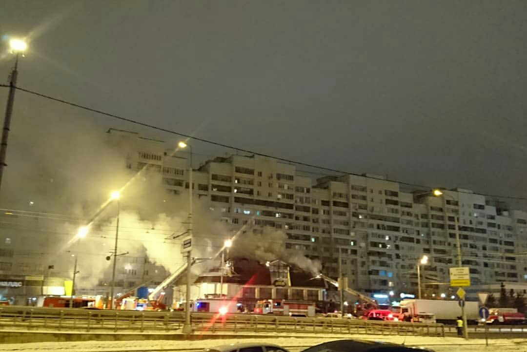 В Казани загорелся Старый Амбар. - Казань, Пожар, Трактир, Длиннопост