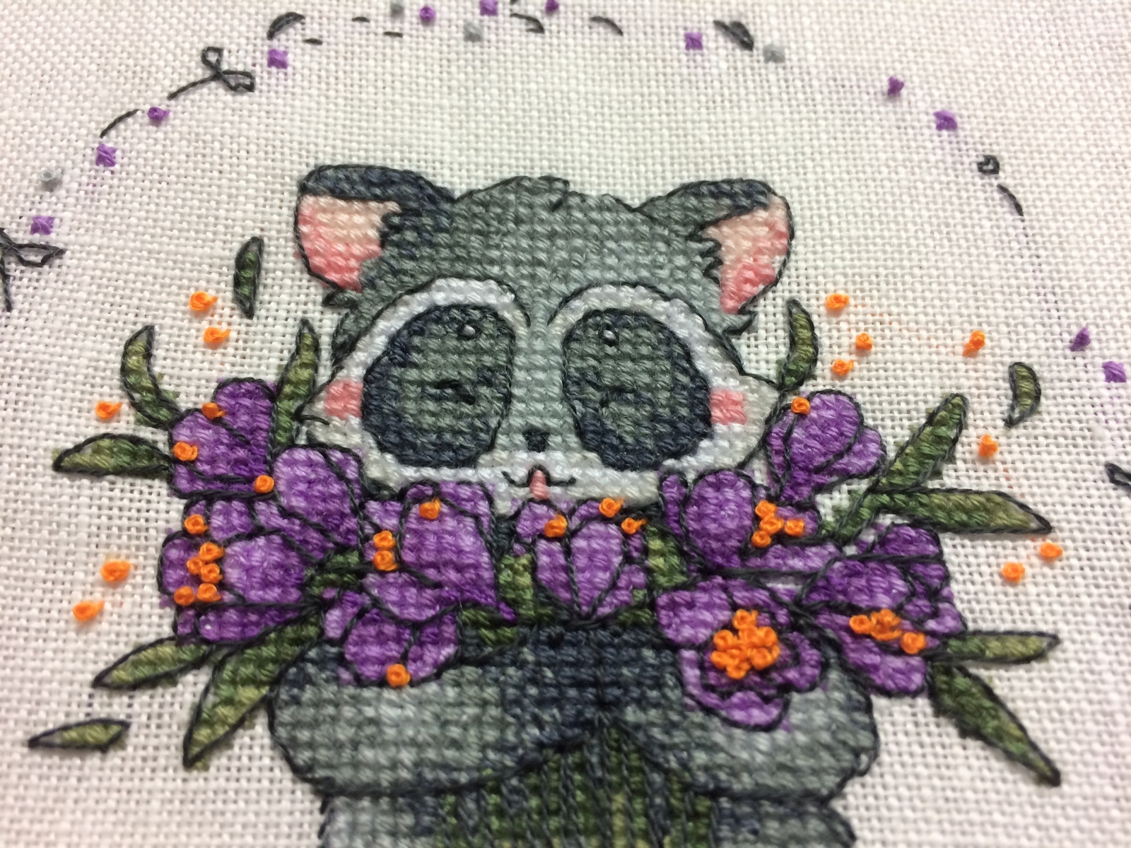 Something I can not sleep, I decided to lay out the beauty here))) - My, Embroidery, Cross-stitch, Raccoon, Flowers, A circle, , Longpost