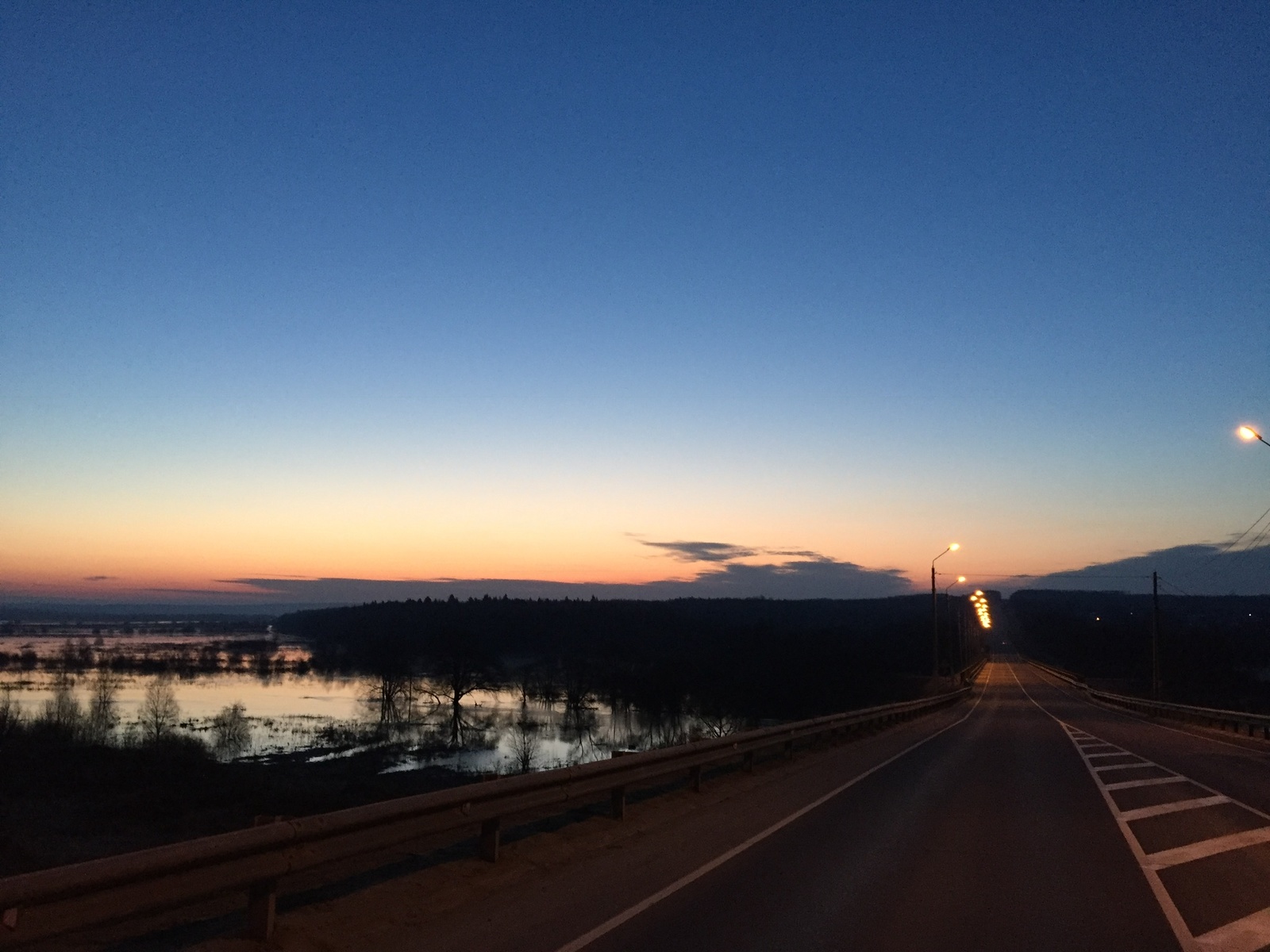 Beginning of the day.Spring. - My, beauty of nature, Start of the day, Tula region, Spring, My, Longpost, Photo on sneaker, Morning