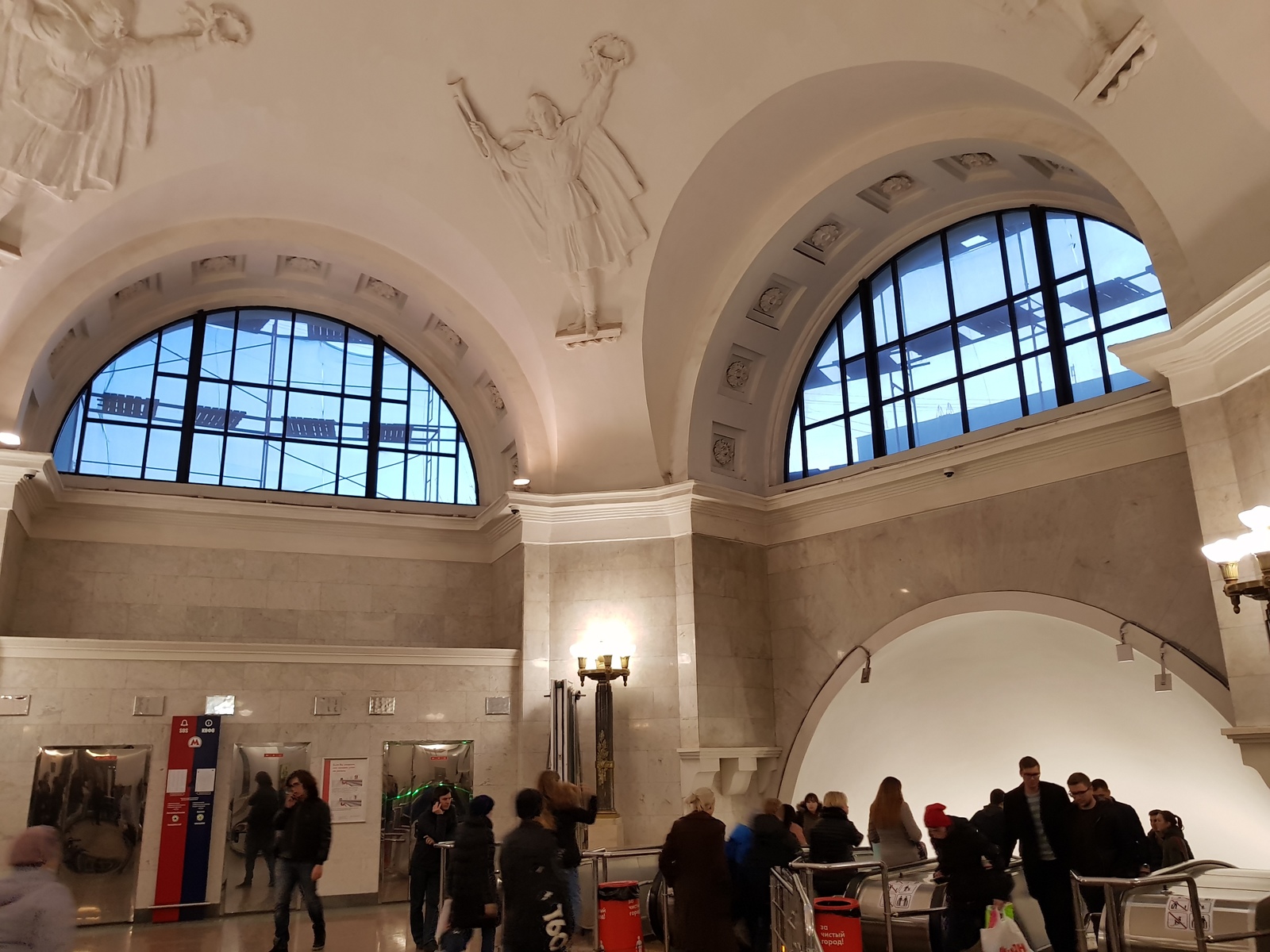 Station of the circle line Oktyabrskaya. - My, Metro, Moscow, Excursion, Oktyabrskaya, Longpost