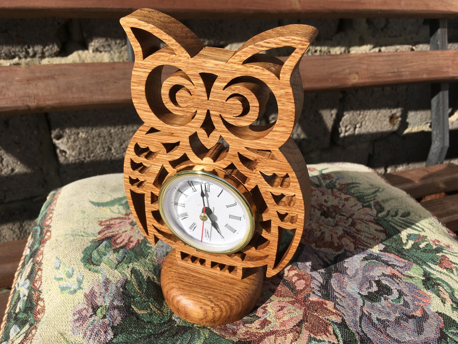 Oak table clock - My, Sawing, Jigsaw, Needlework with process, Wood products, Clock, With your own hands, Carpenter, Video, Longpost