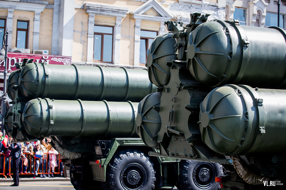 Russia will supply S-300 Favorit anti-aircraft systems to Syria free of charge - s-300, Minion, Army, Russia, Longpost, SAM S-300