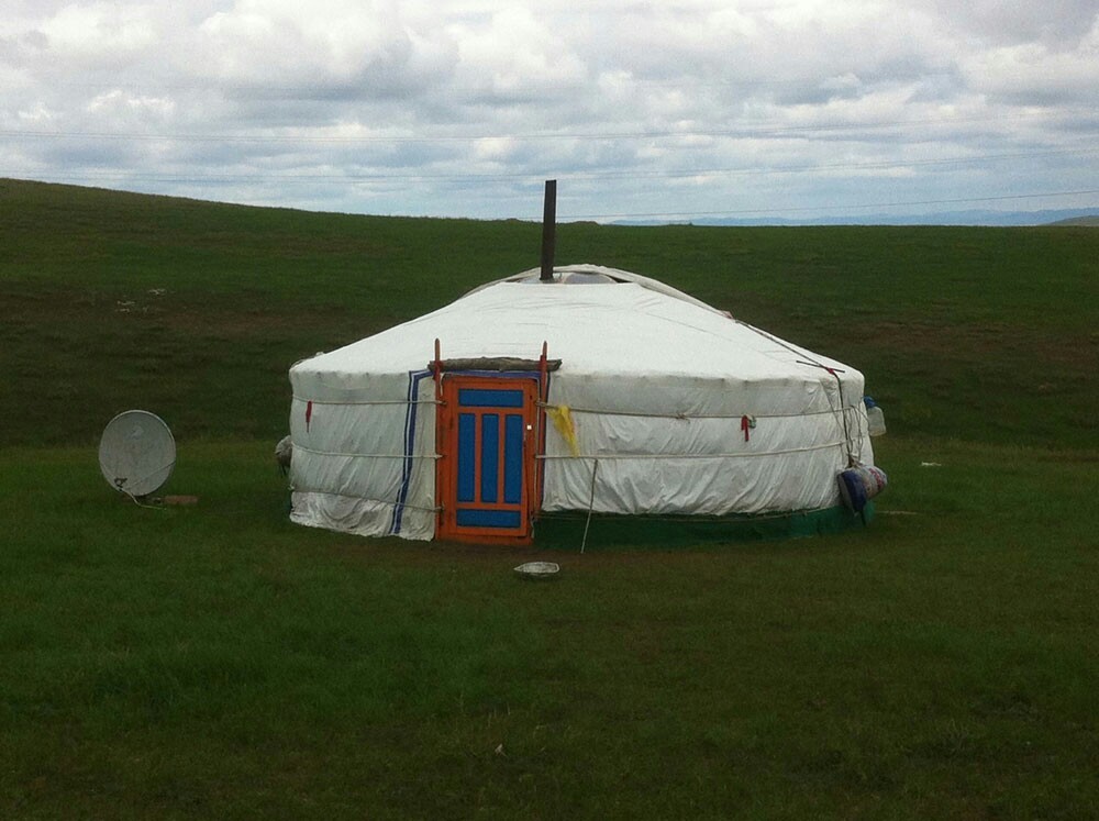 Life in Mongolia - Mongolia, It's good where we're not there, Longpost