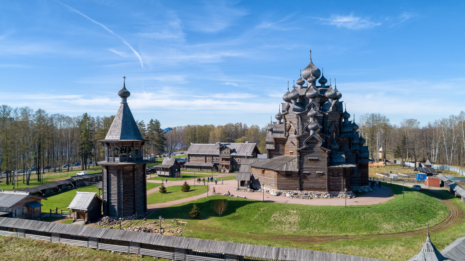 Русская община в санкт петербурге и ленинградской. Парковый комплекс усадьба Богословка. Усадьба Богословка Покровская Церковь. Усадьба Богословка в Невском лесопарке.