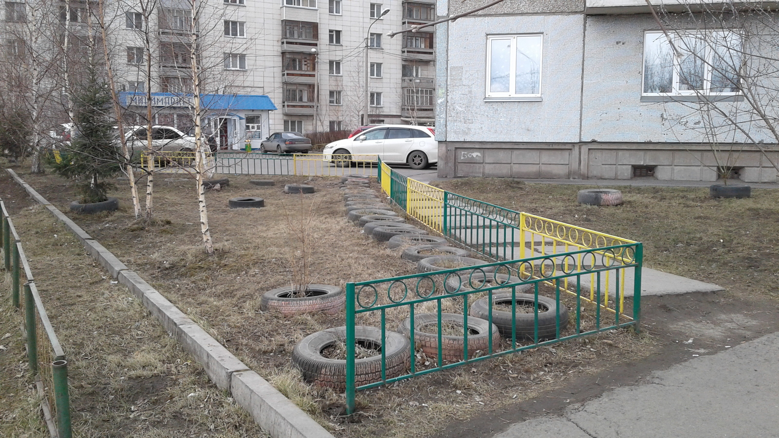 Universiade 2019 in Krasnoyarsk is coming soon. tire disaster - My, Universiade 2019, Tires, Beautification, Krasnoyarsk, Longpost