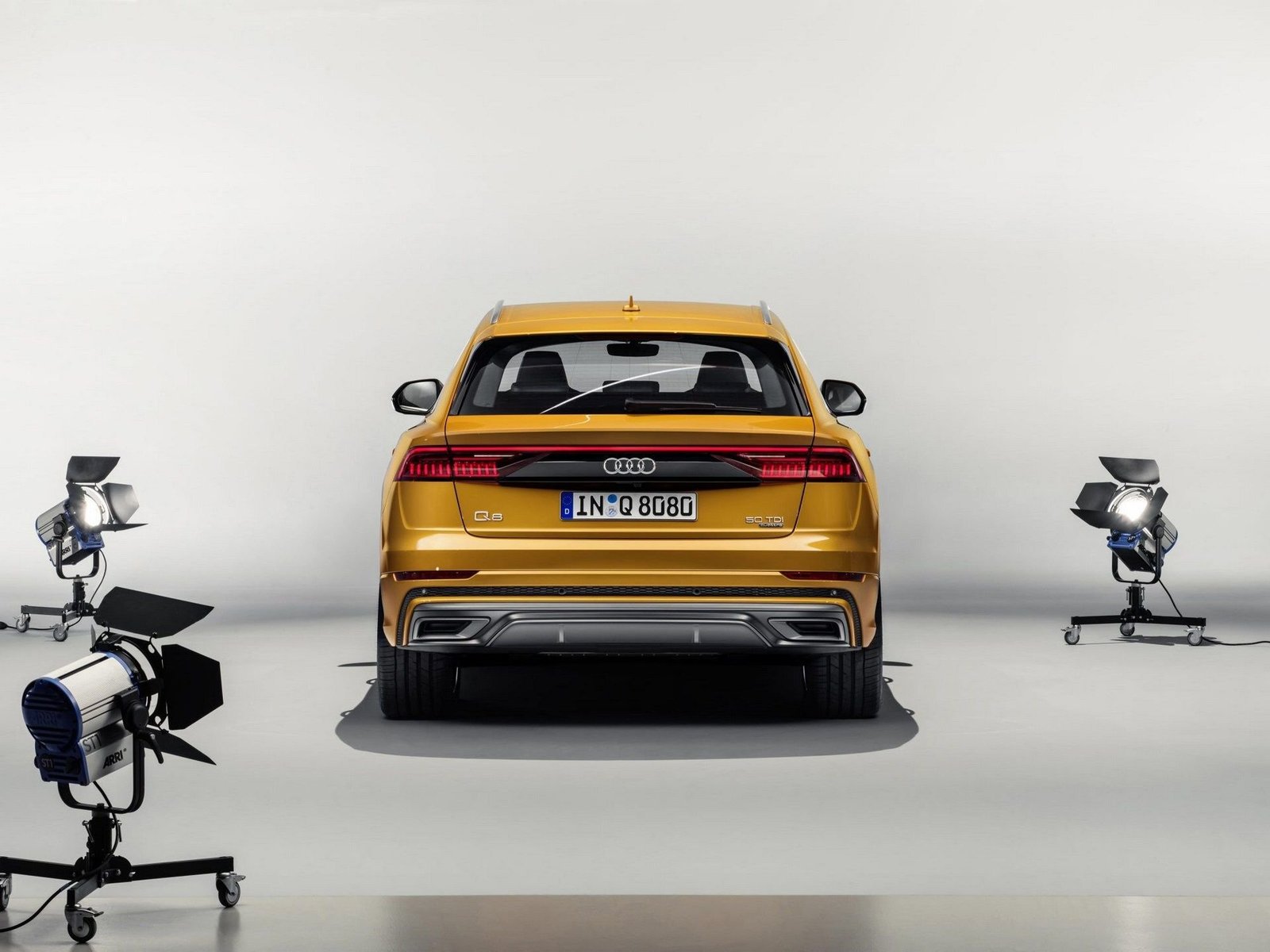 Audi introduced a large, sporty and beautiful crossover. - Audi Q8, New items, Longpost, Auto