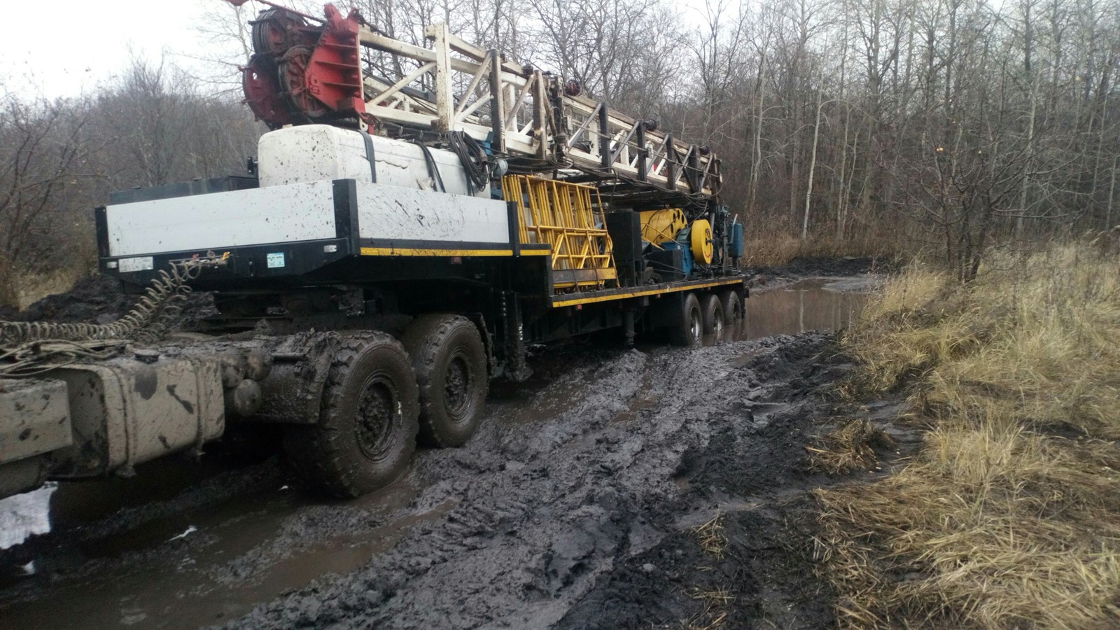 Have arrived. - Stuck, Dirt, The photo, Rasputitsa, Off road