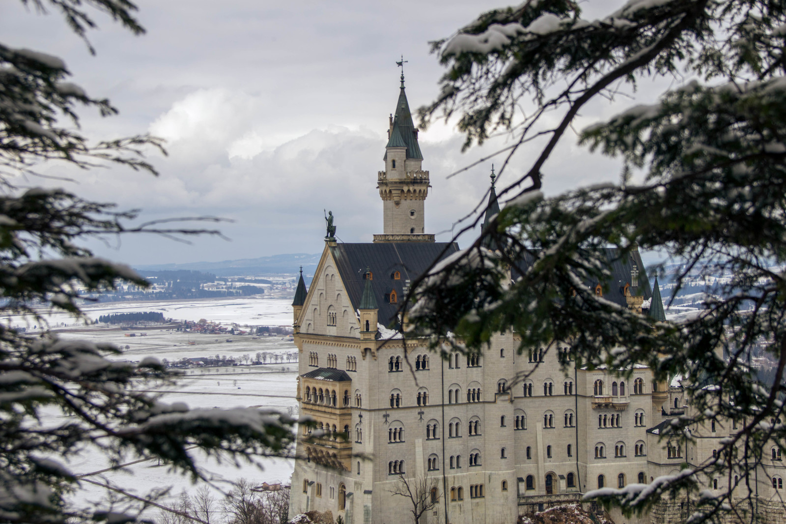 Winter Neuschwanstein - My, Fussen, Neuschwanstein, Germany, Winter, Lock, The photo, Longpost