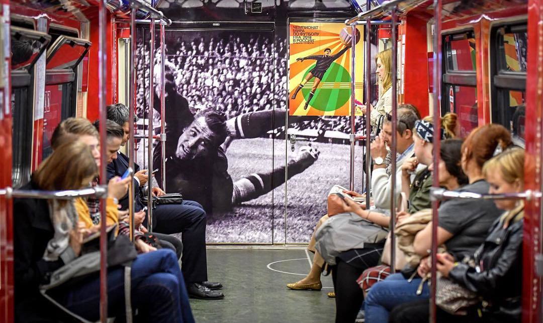 Lev Yashin in the Moscow metro - Lev Yashin, Moscow, Metro, Football