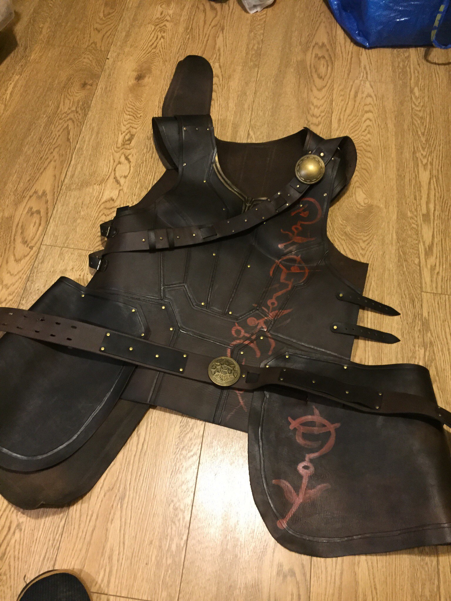 The process of creating a Thor costume from Thor: Ragnerok (Part 3) - My, Cosplay, Starcon, Craft, Needlework with process, Leather, Thor, Marvel, Inprogress, Video, Longpost