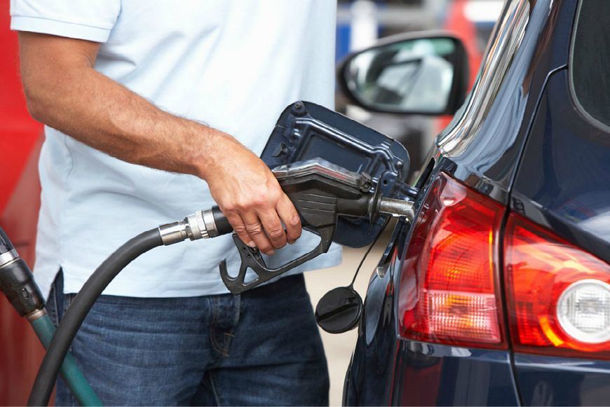 Gasoline has fallen in price in Russia: by three kopecks - Petrol, Prices, Reduction