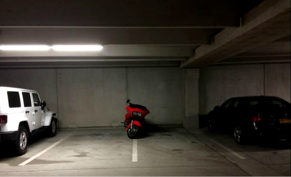 insolent) - Parking, Moto, Impudence