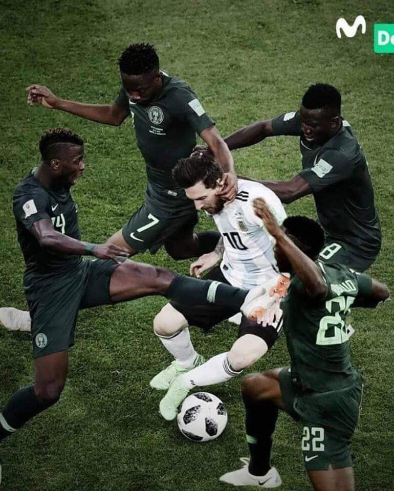 powerful shot - Football, The photo, 2018 FIFA World Cup, Photoshop, Lionel Messi, Argentina national team