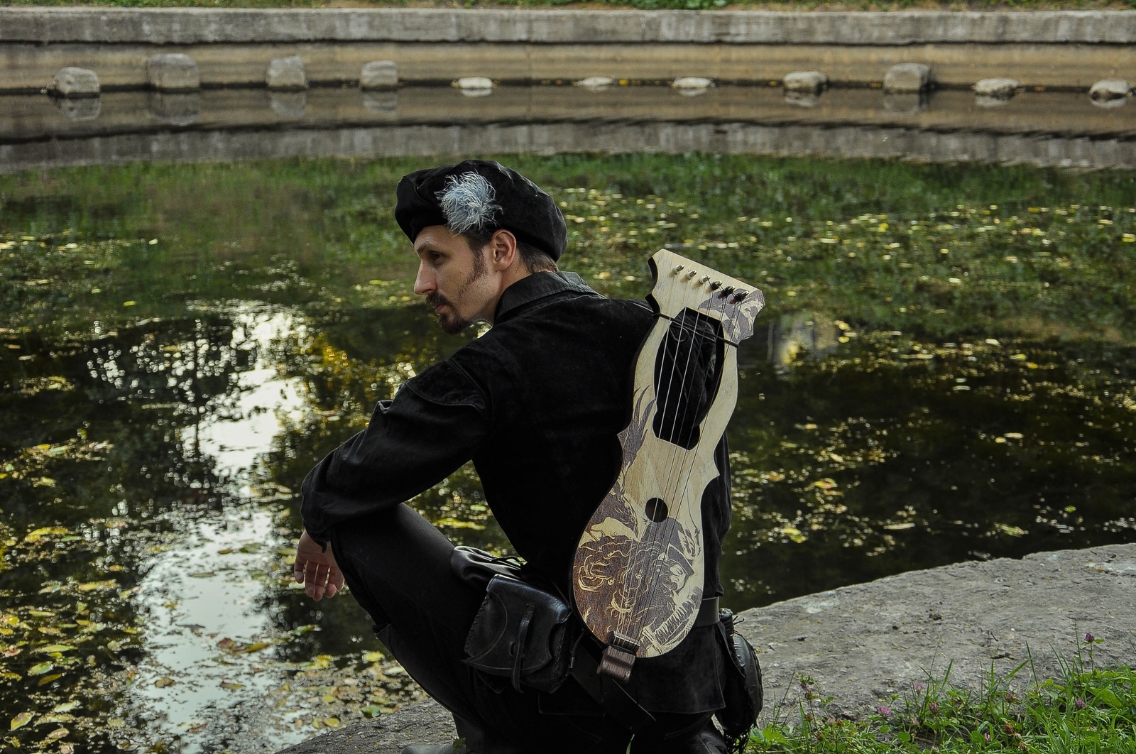 Minstrel with lyre - My, Pyrography, Roleplayers, Musical instruments, Scandinavia, Викинги, Crow, Lyre, Middle Ages, Longpost