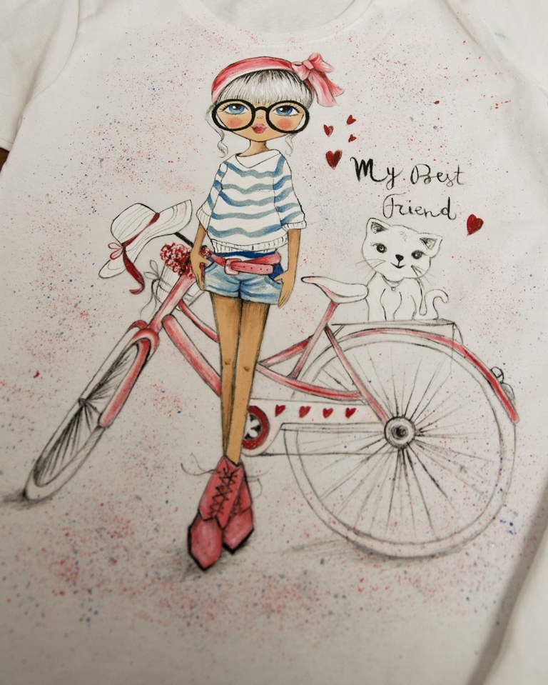 Girl with a cat, hand painted - My, Painting, Painting on fabric, T-shirt, Style, Fashion, Girls, cat, Longpost