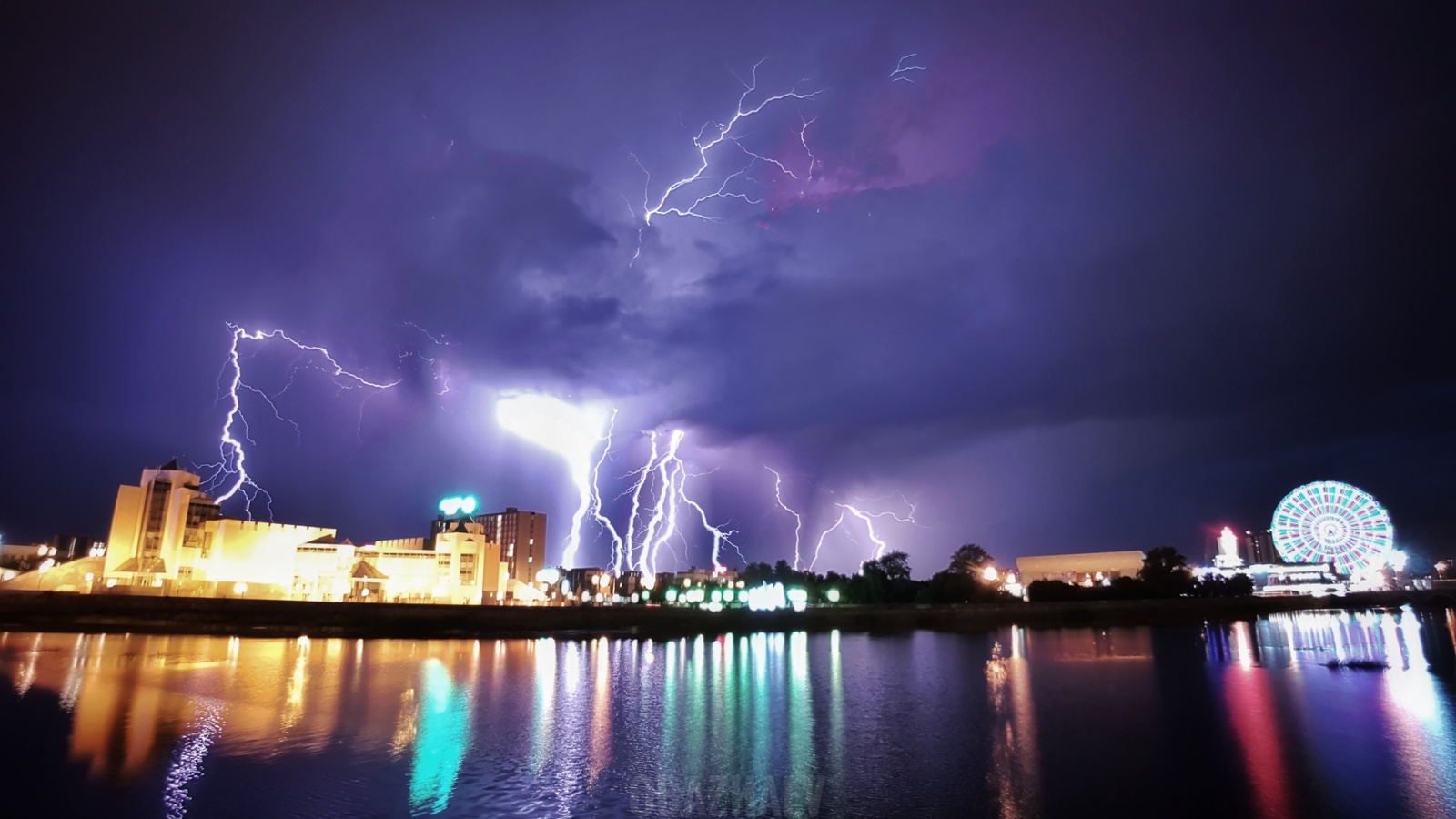 Thunderstorm in Chelyabinsk 07/09/2018 - The photo, Chelyabinsk, Thunderstorm, Lightning, Longpost