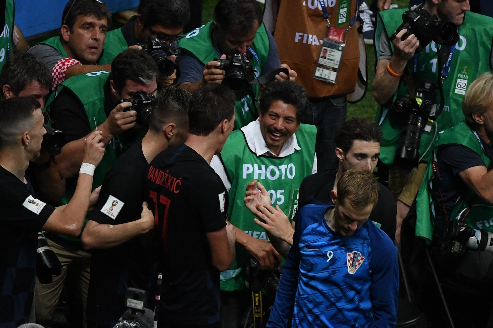 Croats celebrated the second goal so fieryly that they accidentally dropped the photographer - Sport, Football, 2018 FIFA World Cup, Croatia national team, Photographer, Curiosity, Goal celebration, GIF, Longpost