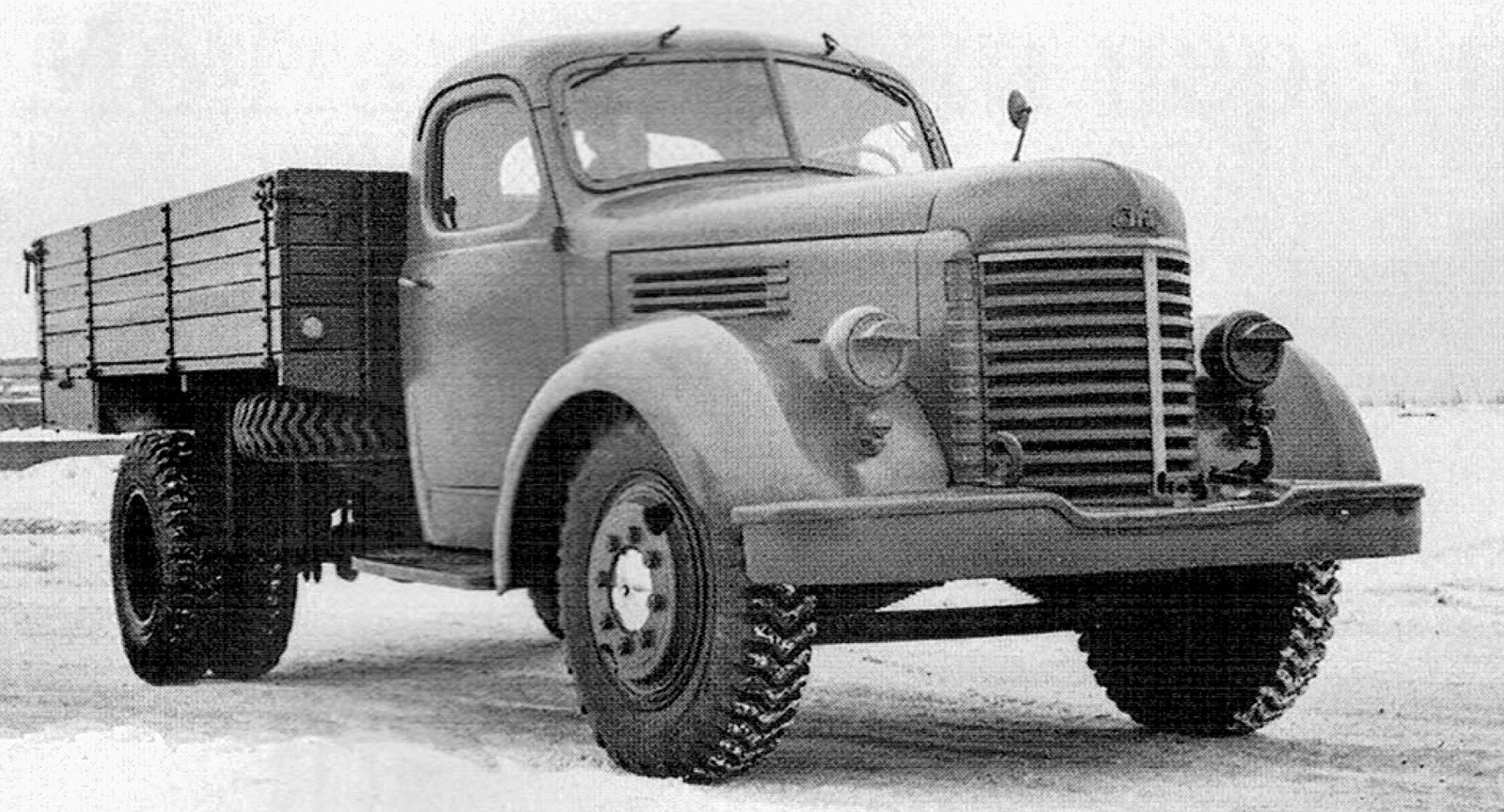 ZIS-150. The first medium-duty truck of the Moscow plant after World War II - , , Zis, Zil, Truck, Longpost