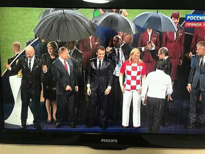 This downpour! - The president, France, Croatia, Shower, Girls, A shame, media, Video, Longpost, Media and press