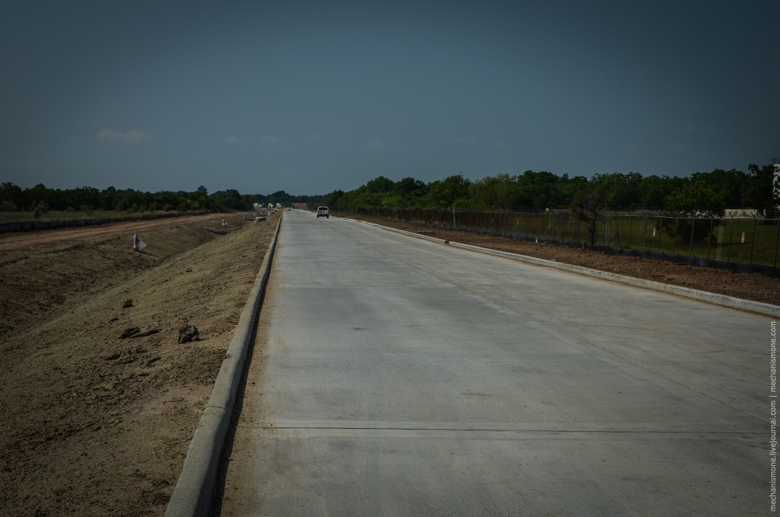 How a two-lane concrete road is laid in the USA. - Highway engineering, Road, USA, America, Longpost