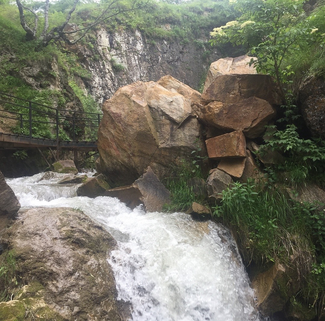 Honey waterfalls (Karachay-Cherkessia) - My, , beauty of nature, Longpost