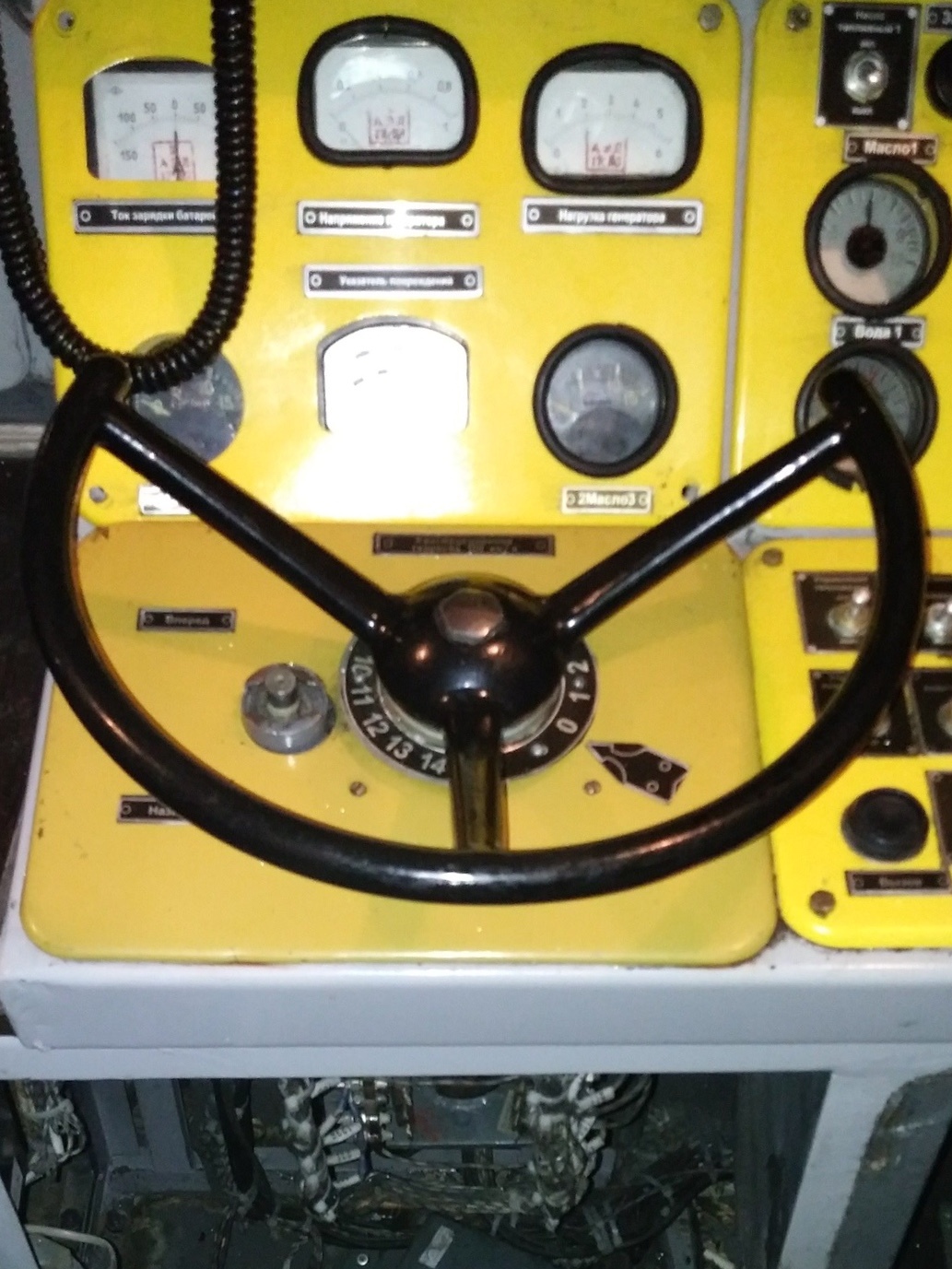 Through the eyes of the driver n.3 “Why is there a steering wheel on a diesel locomotive?” - My, Railway, Interesting, Device, Informative, Longpost