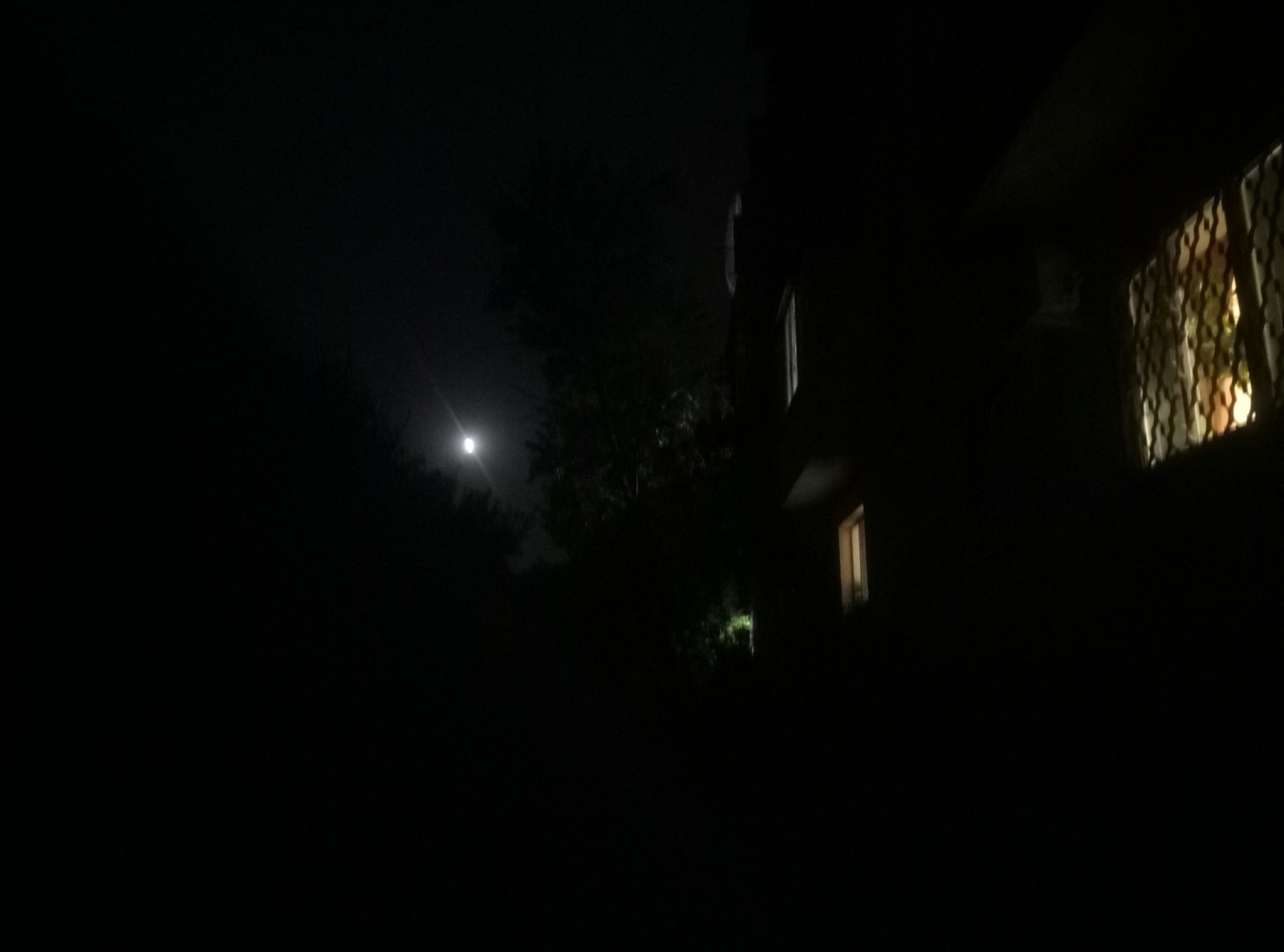 Eclipse of the Moon and Mars through the eye of a smartphone - My, Mars, moon, Eclipse, The photo, Longpost