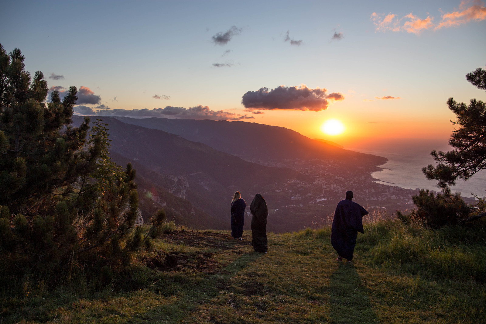 Journey to the Starry Tale on Ai-Petri. - My, Hike, Travels, Tourism, Crimea, Russia, The mountains, Sea, dawn, Longpost