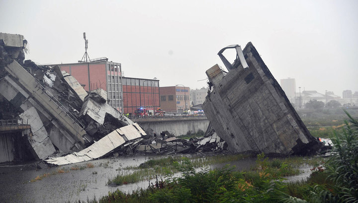 Road bridge collapses in Italy, killing dozens - Catastrophe, Italy, Bridge, Longpost, news, Negative