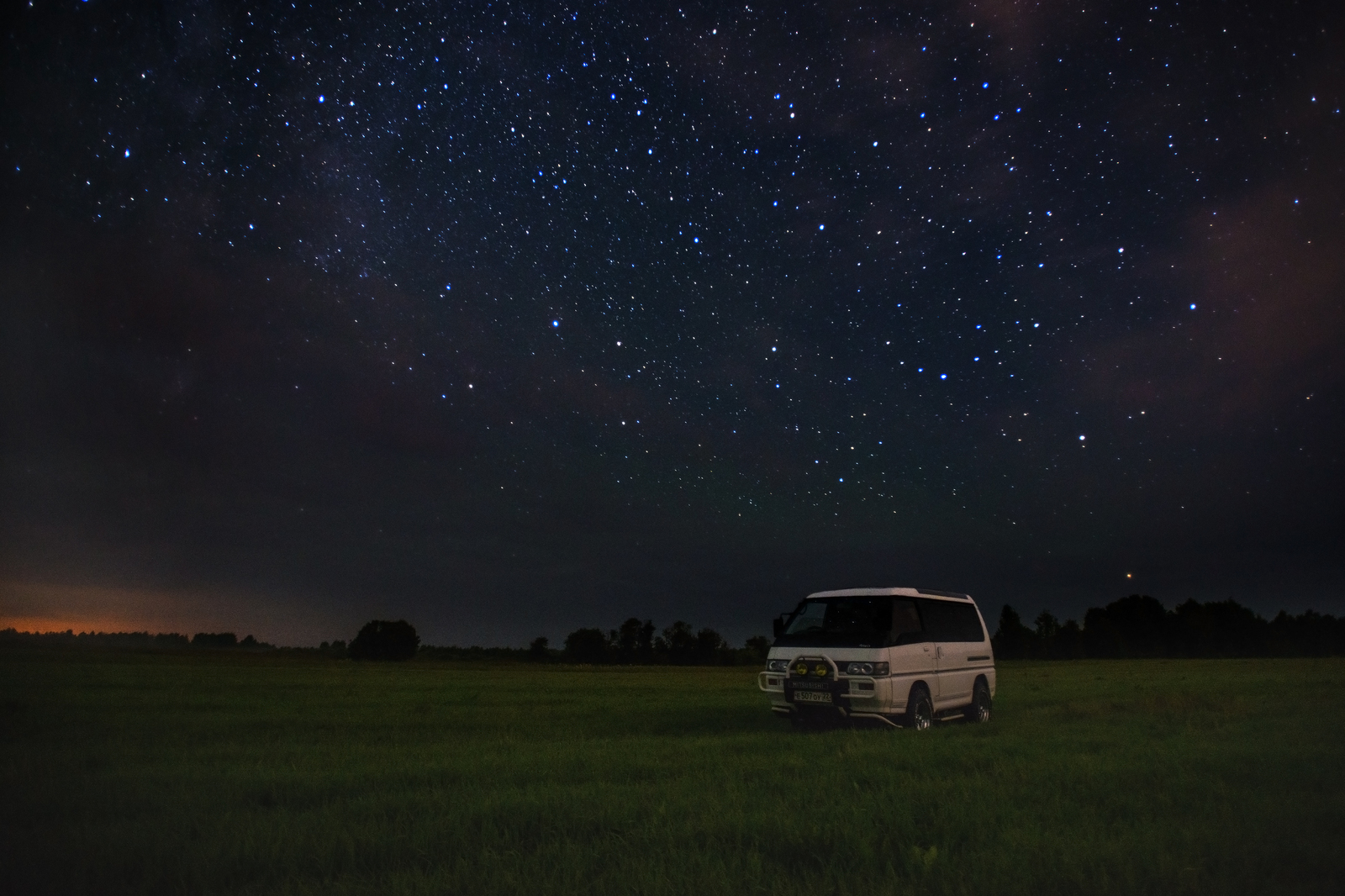 Mitsubishi Delica Star Wagon - My, Mitsubishi, , Night, Stars, Field, The photo, Siberia, Mitsubishi Delica, Stars